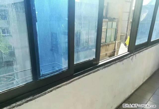 门面上的一楼，适合做写字楼。25元一平米。 - 房屋出租 - 房屋租售 - 鄂州分类信息 - 鄂州28生活网 ez.28life.net